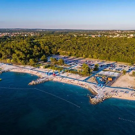 Lori Διαμέρισμα *