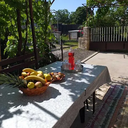 Lori Apartment